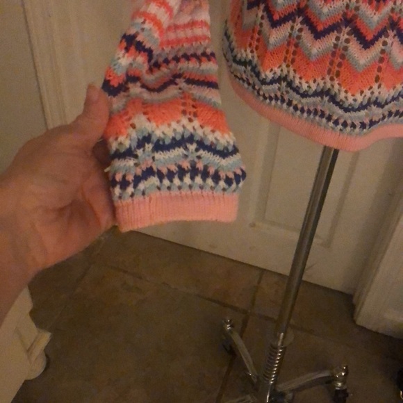 Lilly Pulitzer sweater - Picture 3 of 6